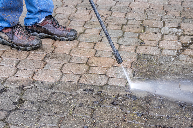 Patio Cleaning Services in Bracknell Berkshire